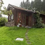 Idyllisches Mit Terrasse